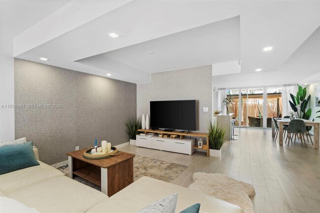 Foto del edificio - 918 NE 26th Ave