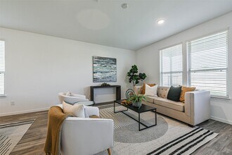 Building Photo - 3075 Clydesdale Dr