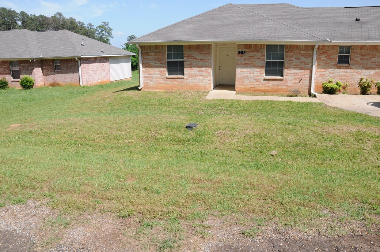 17172 Pintail Dr, Flint, TX 75762 Townhome Rentals in Flint TX