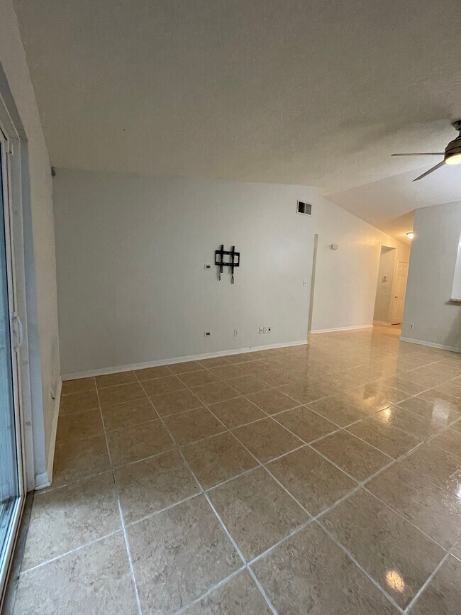 Building Photo - 8948 Cherrystone Ln
