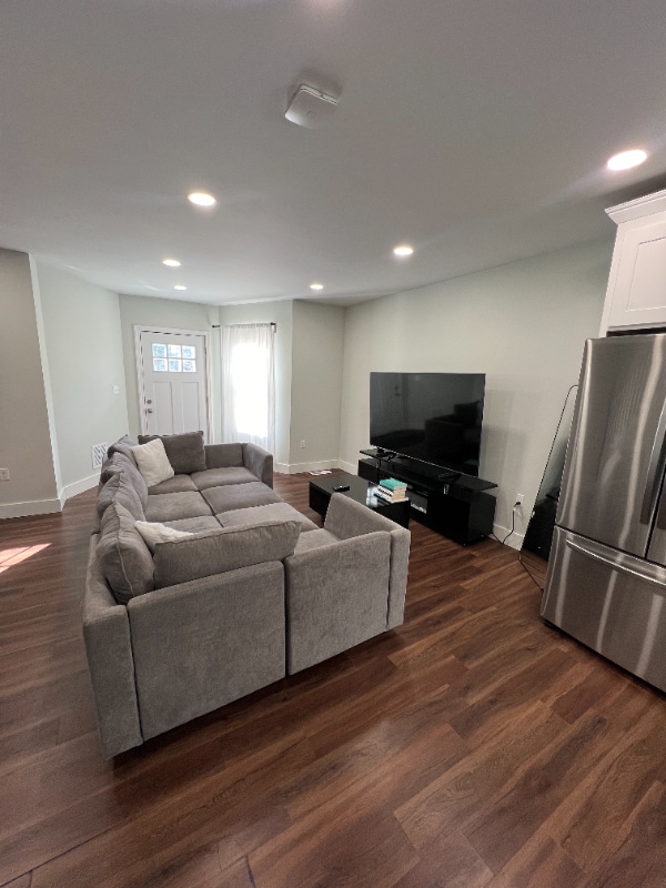 Photo - 109 Willow Ave House