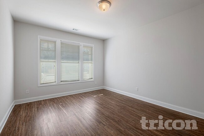 Foto del edificio - 4035 Evelyn View Ct