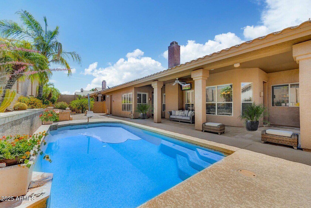 Foto principal - 7418 E Black Rock Rd