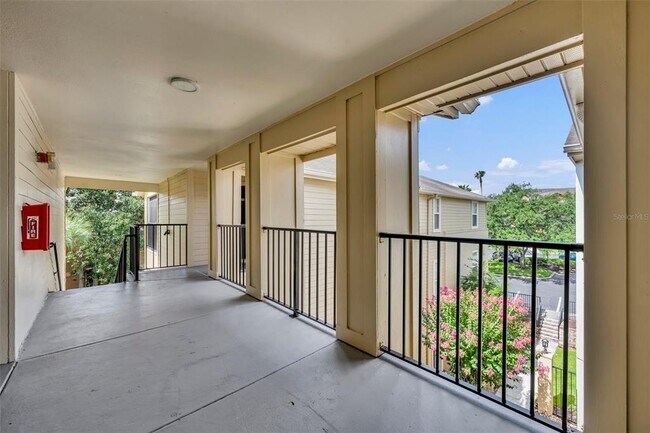 Foto del edificio - 413 Summit Ridge Pl