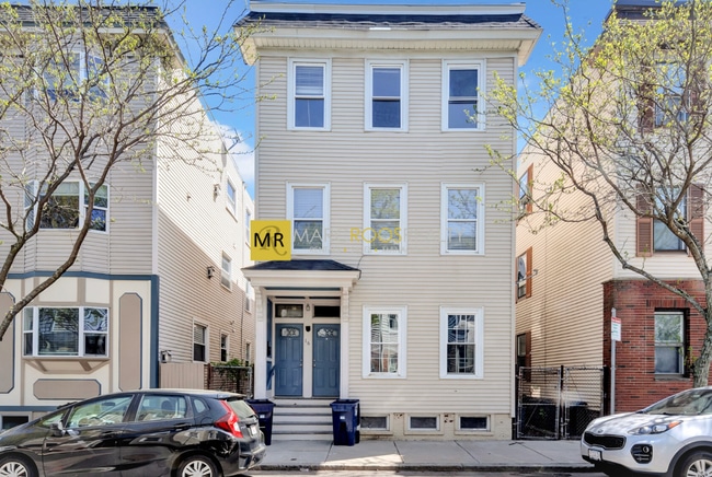 Building Photo - 16 O St