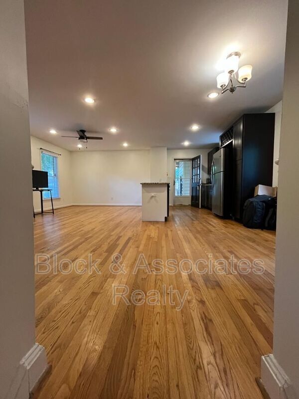 Building Photo - 4205 Pike Rd
