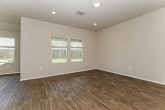 Building Photo - 12701 Brahmin Dr
