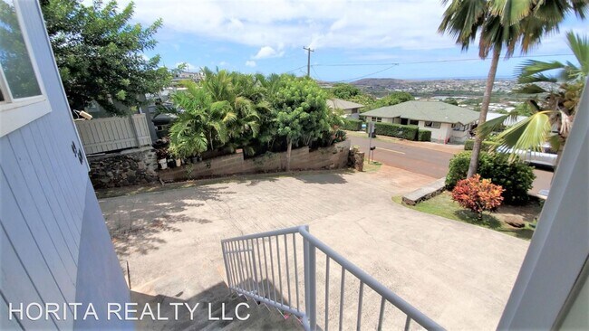 Building Photo - 4 br, 2.5 bath House - 99-640 HALAWA DR