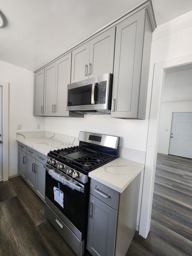 Building Photo - 241 E 219th St