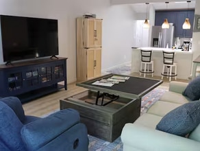 Building Photo - 9728 S Bay Pointe Dr