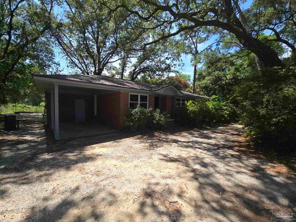 Primary Photo - 8785 Jernigan Rd