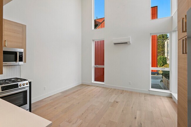 Foto del edificio - 839 NW 54th St
