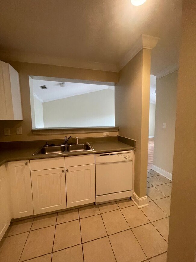 Foto del edificio - 3708 Spruce Ridge Way