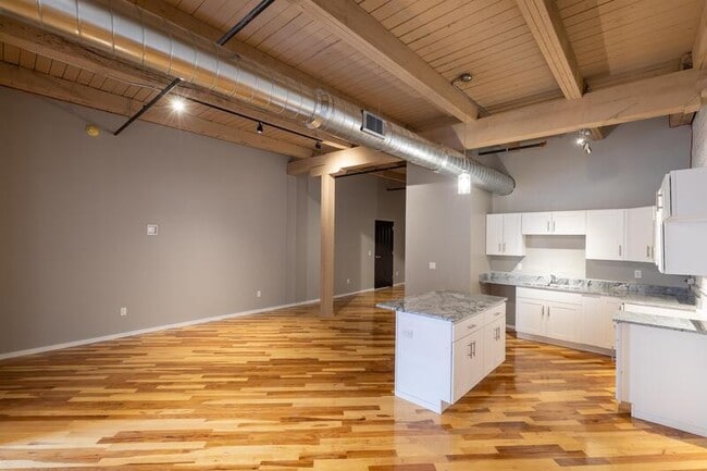 Foto del edificio - 116 N 4th St