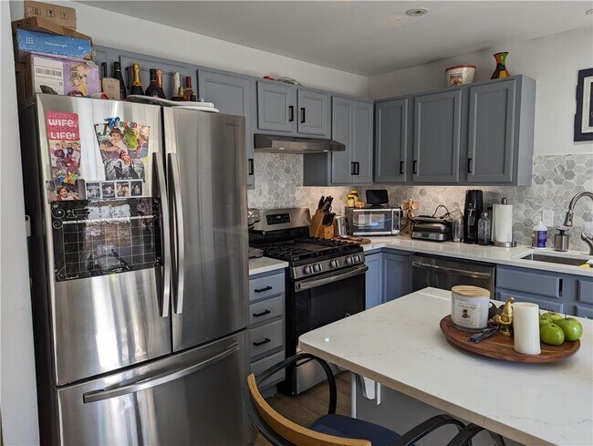 Foto del edificio - 1736 Brookstone Dr