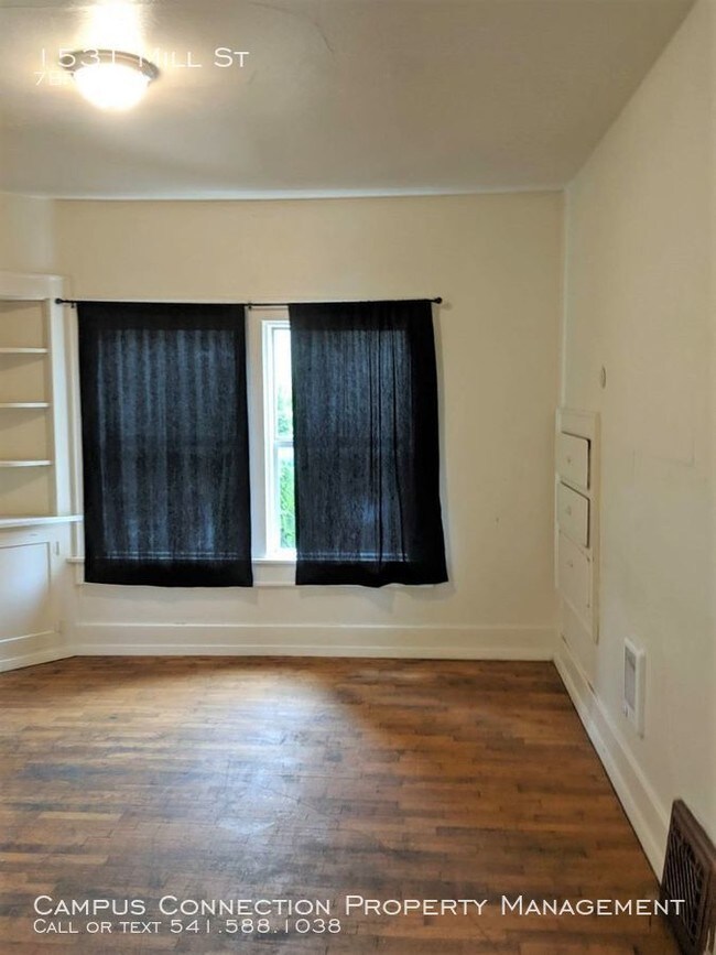 Foto del edificio - 1531 Mill St