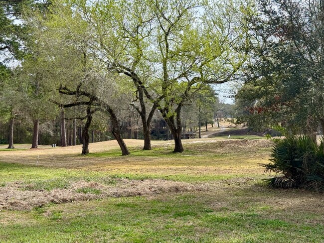 Foto del edificio - 106 Westchester St