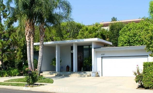 Foto del edificio - 6757 Daryn Dr