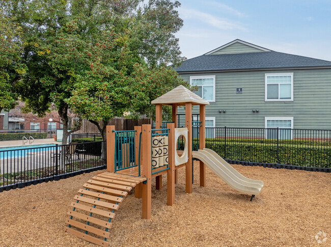 Playground - Oaks at Georgetown