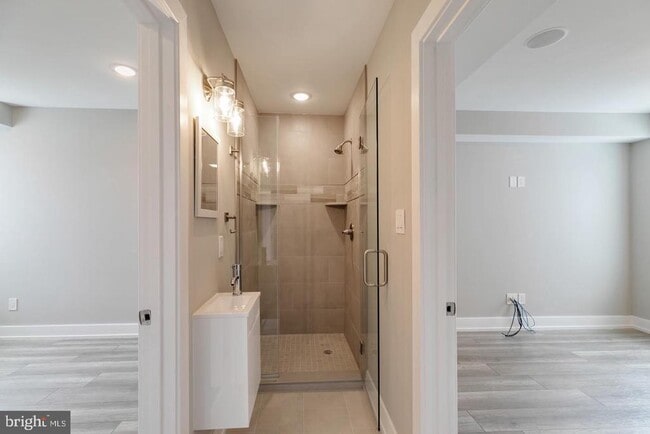 Foto del edificio - 419 W Cumberland St