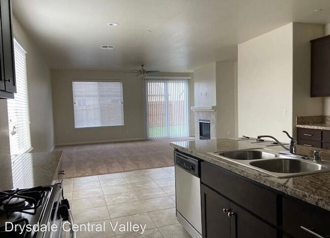 Foto del edificio - 3 br, 2 bath House - 4415 Terra Corvo Ct.