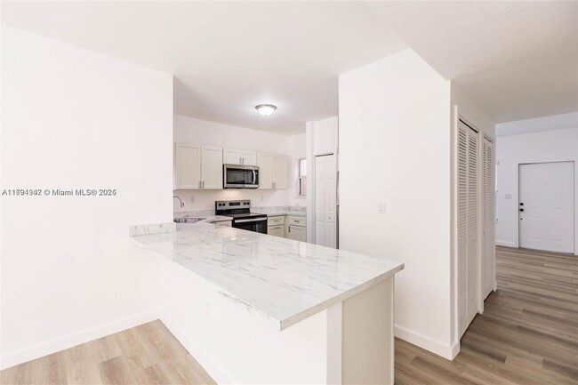 Foto del edificio - 765 SW 6th Ct