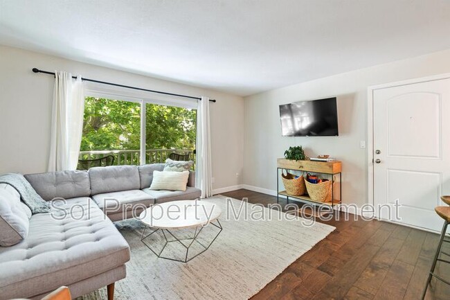 Building Photo - 755 14th Avenue - 216