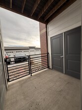 patio-park-hill-4000-1x1-B104-Ash-A1-01-28-2026 - Park Hill 4000