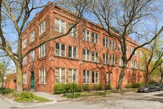 Building Photo - 2510 N Wayne Ave