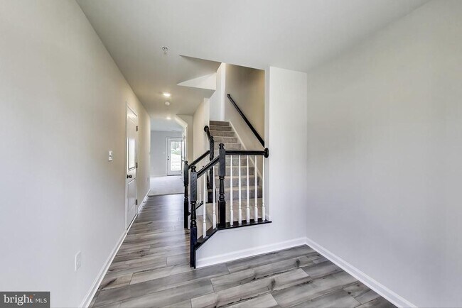 Foto del edificio - 11003 Barnard Pl