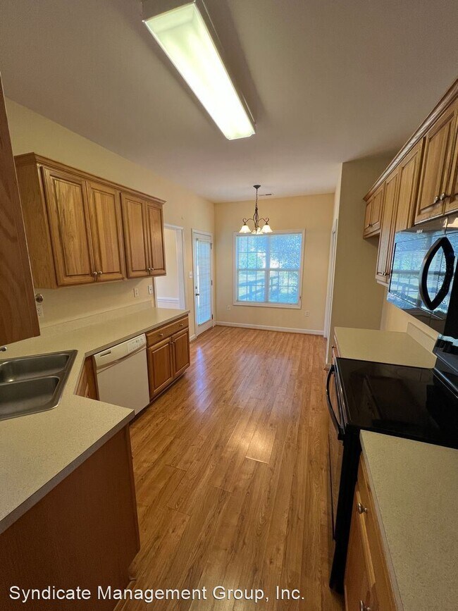 Building Photo - 3 br, 2 bath House - 5115 Duncan Rd.