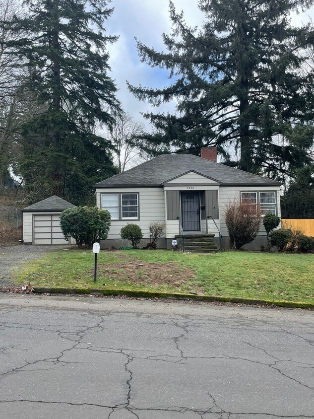 9230 SE Tenino Ct, Portland, OR 97266 House Rental in Portland, OR
