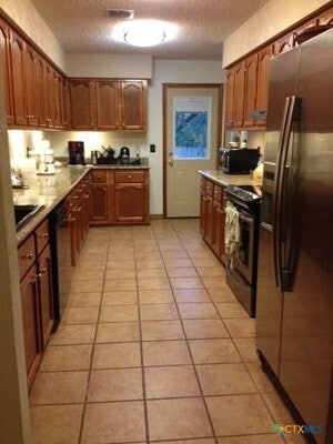 Building Photo - 1706 Quail Run Dr