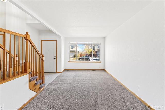 Foto del edificio - 12527 Alcott St