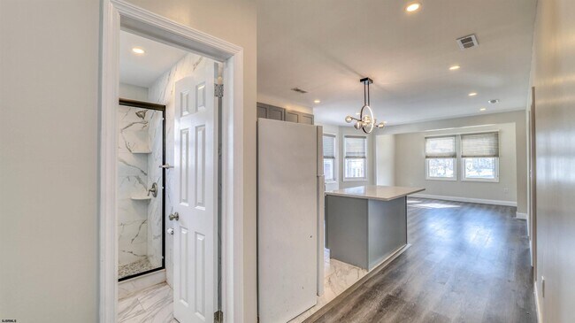 Foto del edificio - 5201 Ventnor Ave