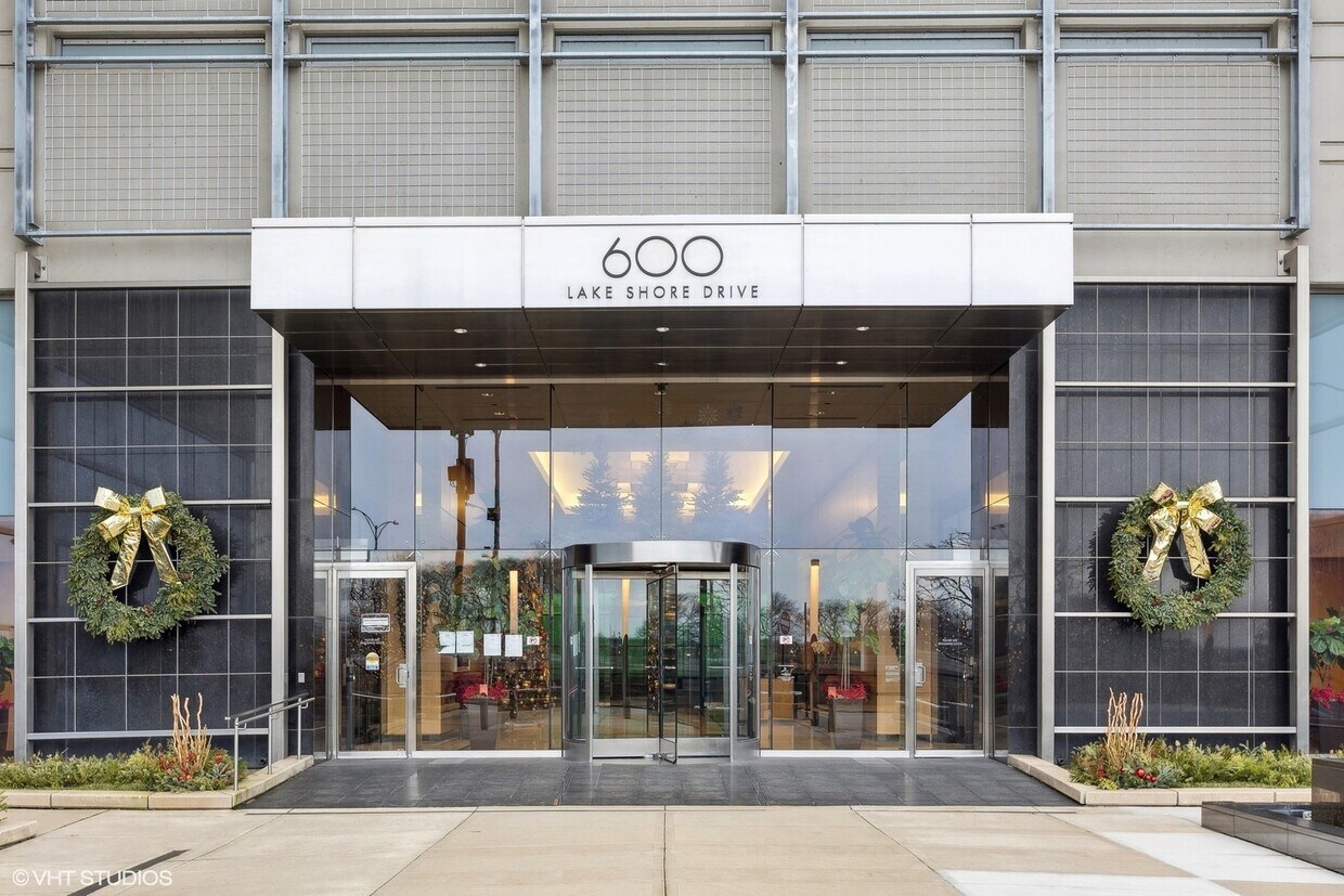 Foto principal - 600 N Lake Shore Dr