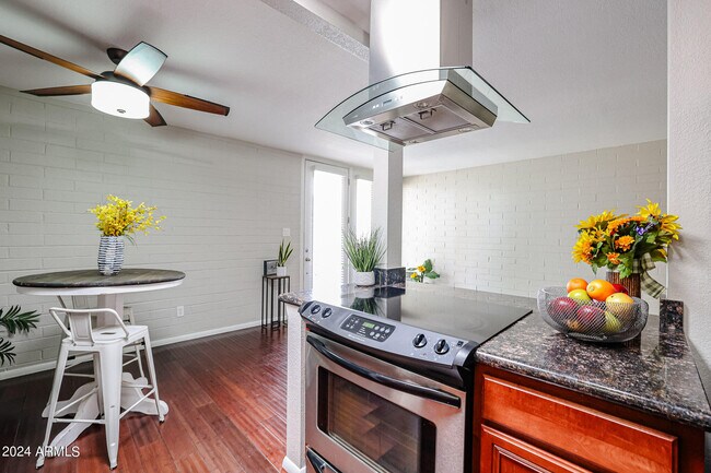 Foto del edificio - 4419 N 27th St