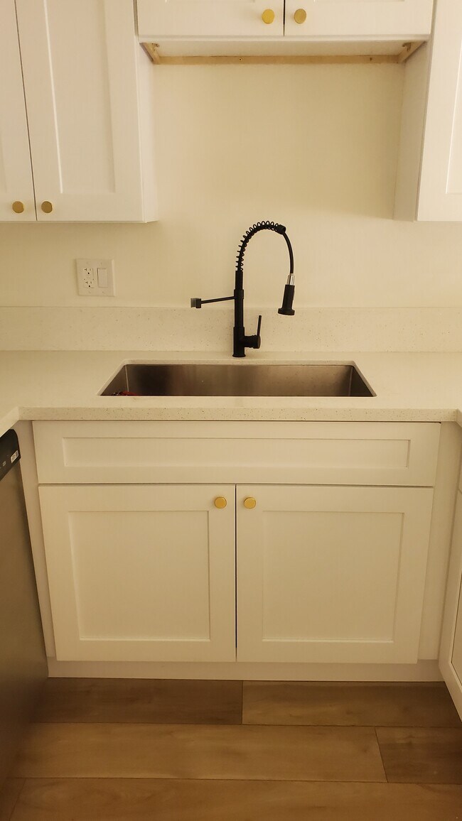Foto del edificio - 2480 Old Forge Ln