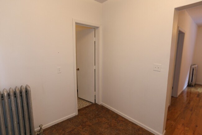 Foto del edificio - 933 W Sunnyside Ave