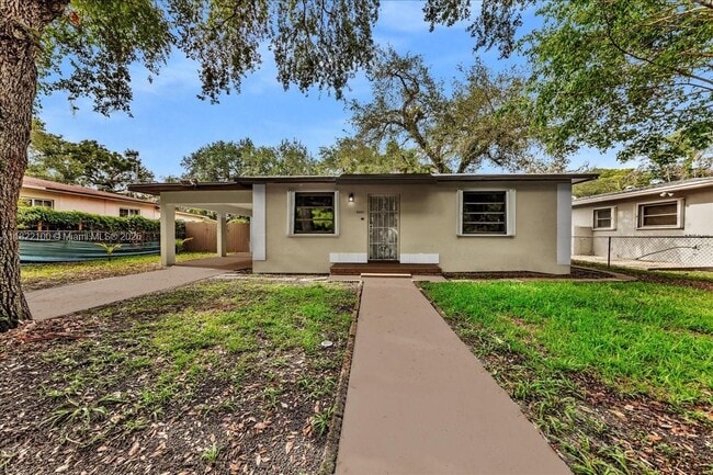 Foto del edificio - 6221 SW 35th St