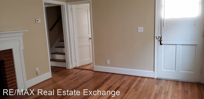 Building Photo - 3 br, 2 bath House - 1012 E. 7th Street