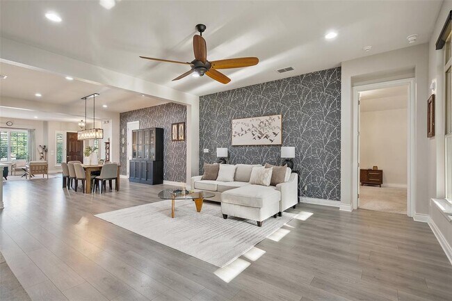 Foto del edificio - 225 Escarpment Wy