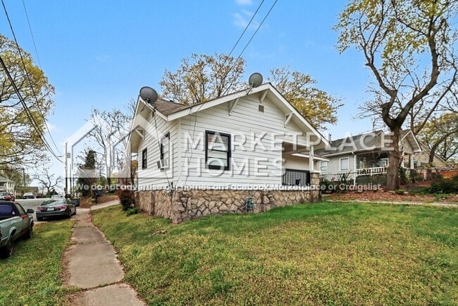 Photo - 876 Custer St House