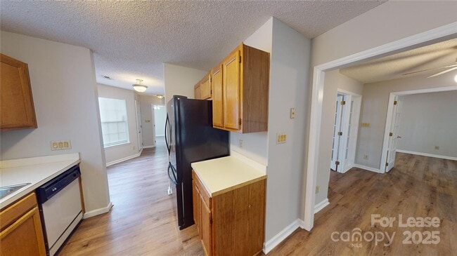 Building Photo - 5921 Amity Springs Dr