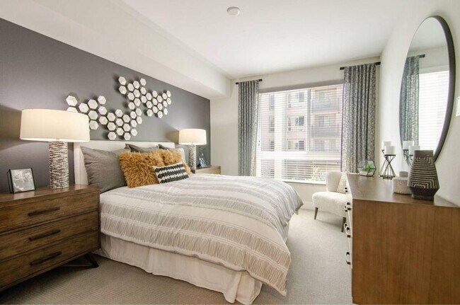 Building Photo - 8725 Ariva Ct