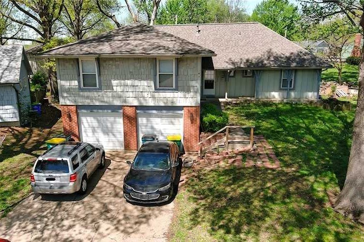 Primary Photo - 5802 Larsen Ln