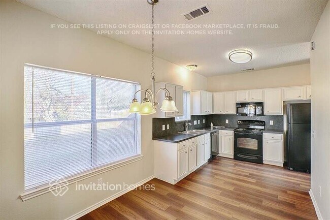Foto del edificio - 312 Bridlegate Dr