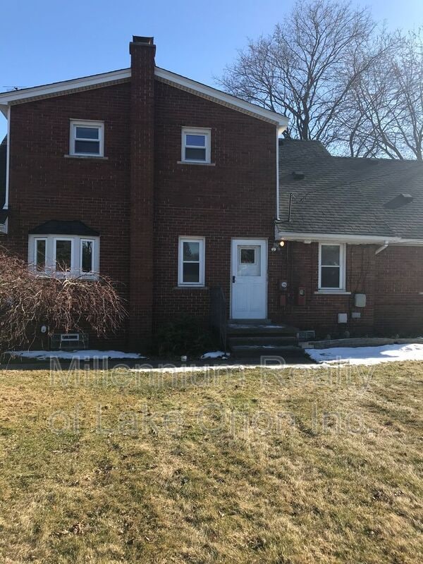 Foto del edificio - 22031 Lester St