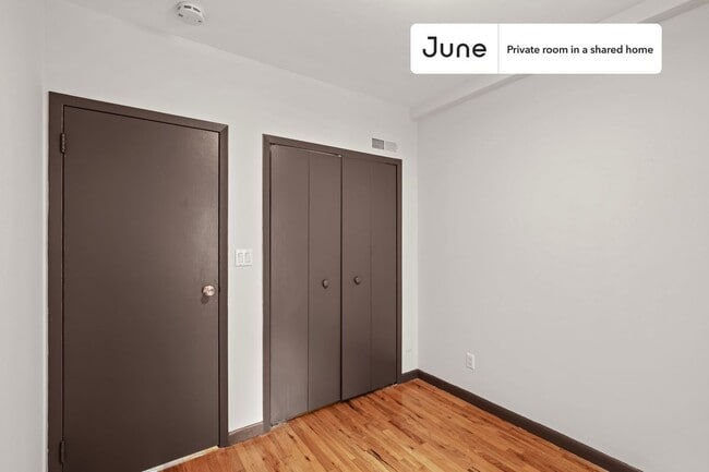 Foto del edificio - Room in Shared 3 bed/1 bath home