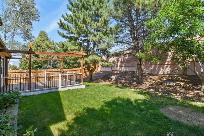 Foto del edificio - Stunning 5 Bedroom in School District 20